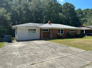1243 Essex Pl, Fayetteville, NC 28301