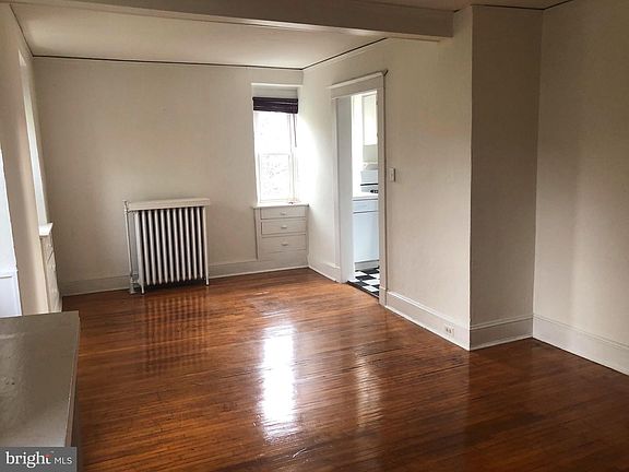 3rd image of 20 Southgate Ave APT 3