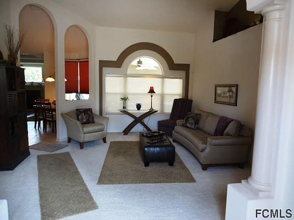 4th image of 30 Woodbury Dr