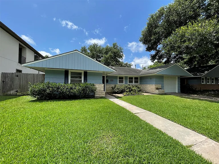 3229 Westridge St — Photo 35