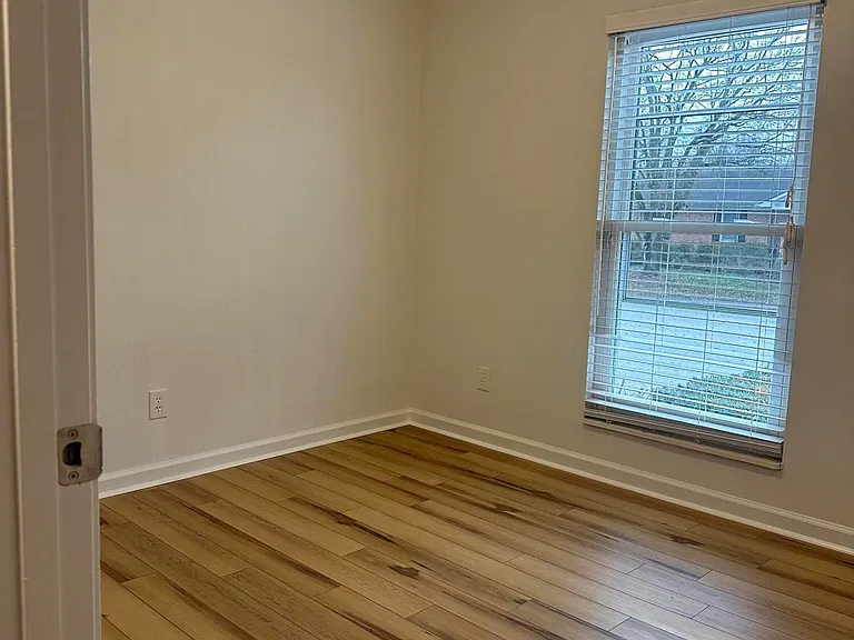 1607 Greenland Ct — Photo 48