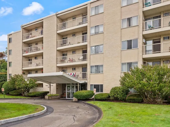200 Park Terrace Dr APT 255, Stoneham, MA 02180