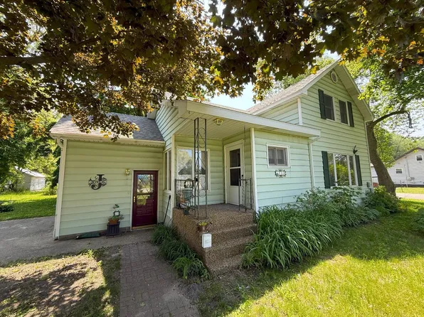 715 Filer Ave, Filer City, MI 49634