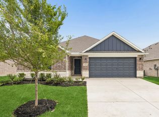 1111 Shorthorn St, Royse City, TX 75189
