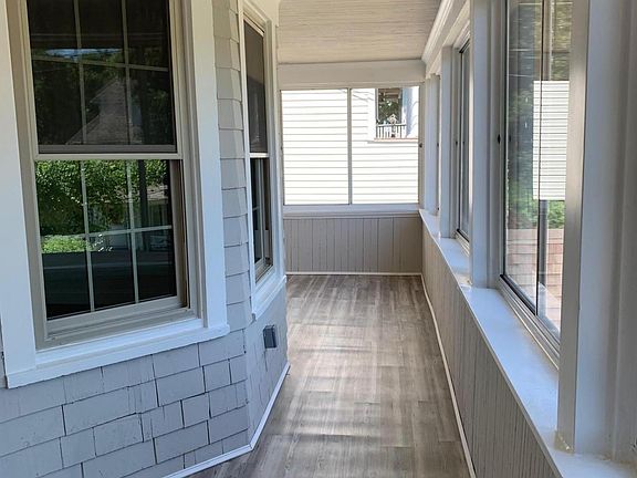 2nd image of 130 Highview Ave
