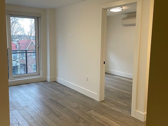 5th image of 2218 Ocean Ave