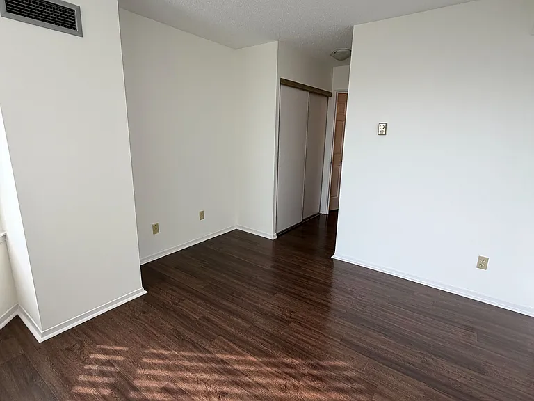 175 Bamburgh Cir #1609 — Photo 11