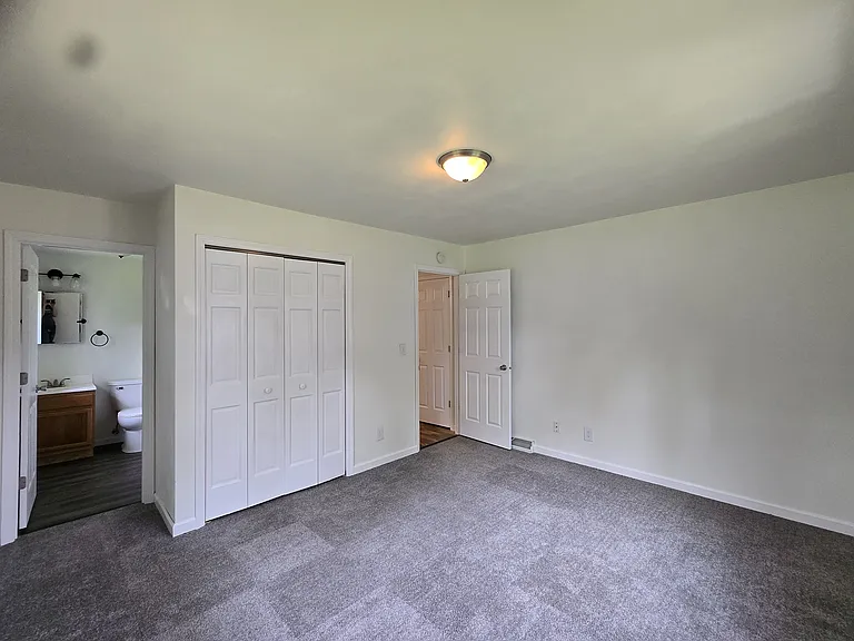 695 Jacobas Rd — Photo 10