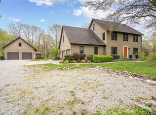 15460 N East Rd, Effingham, IL 62401