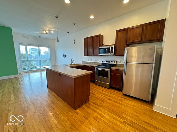2nd image of 233 Saint Joseph St APT H