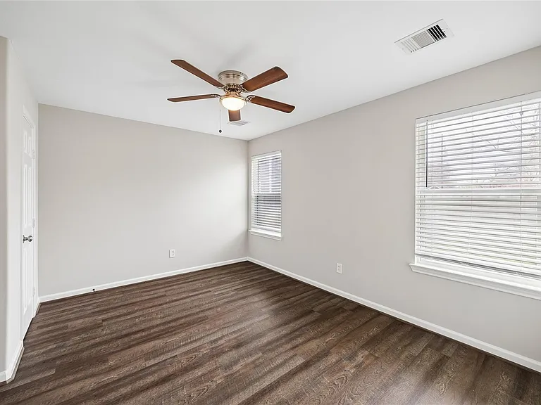 3342 Simmons St — Photo 9