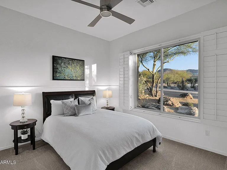 11348 E Greenway Rd — Photo 24