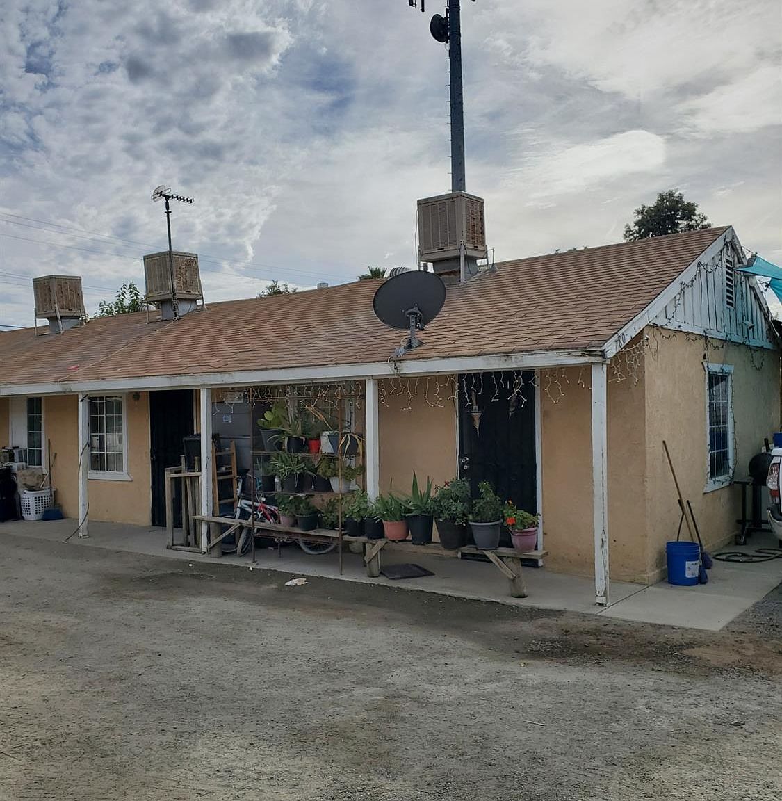 780 S Front St, Earlimart, CA 93219 Zillow