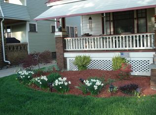 2163 Woodward Ave #UP, Lakewood, OH