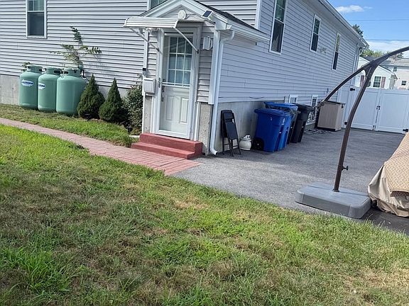 2nd image of 13 Hofmann Ave