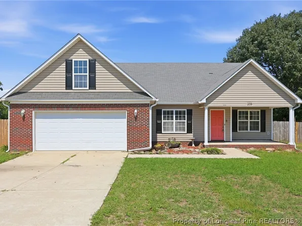 205 Bonney Ln, Fayetteville, NC 28306