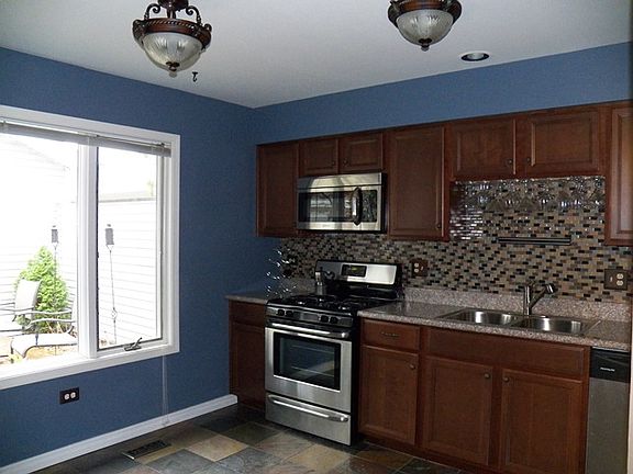 3rd image of 720 E 92nd Ave