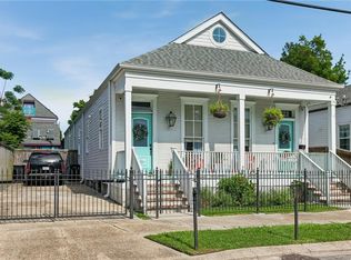 322 Arabella St, New Orleans, LA 70115