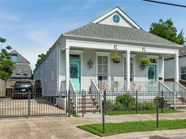 322 Arabella St, New Orleans, LA 70115