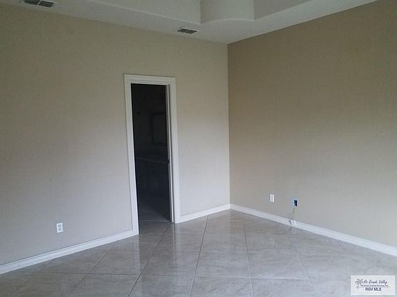 5th image of 7554 Pecan Ave