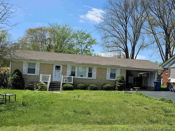 808 Sunny Ln, Murray, KY 42071