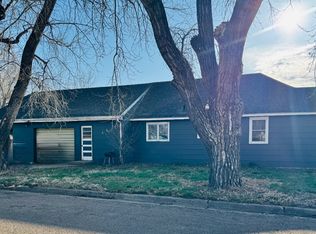402 1st Ave E, Scranton, ND 58653