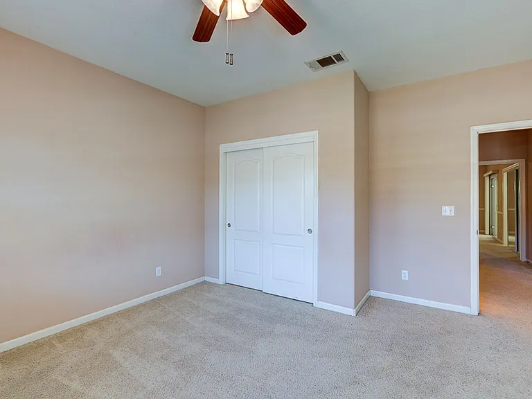 1927 N Karen Ave — Photo 15