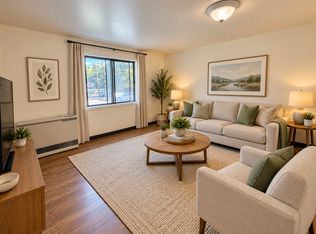 1036 North Avenue, Burlington, VT 05408