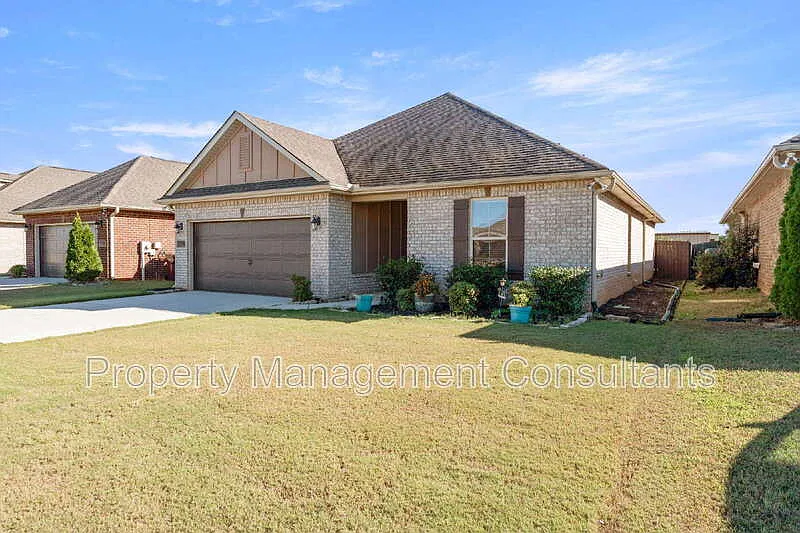 3 bed, 2.0 bath, 1648 sqft, $1,850 — Photo 4