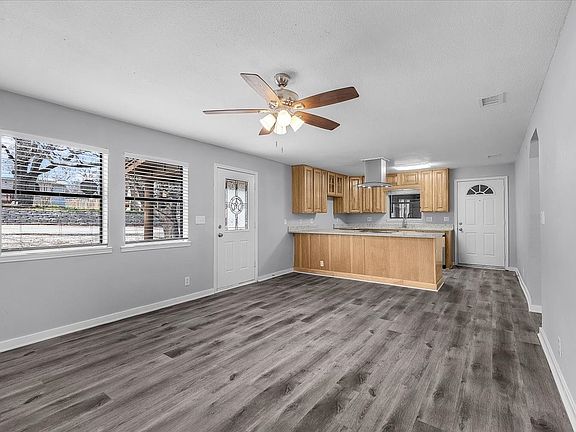 5th image of 308 Alameda Rd