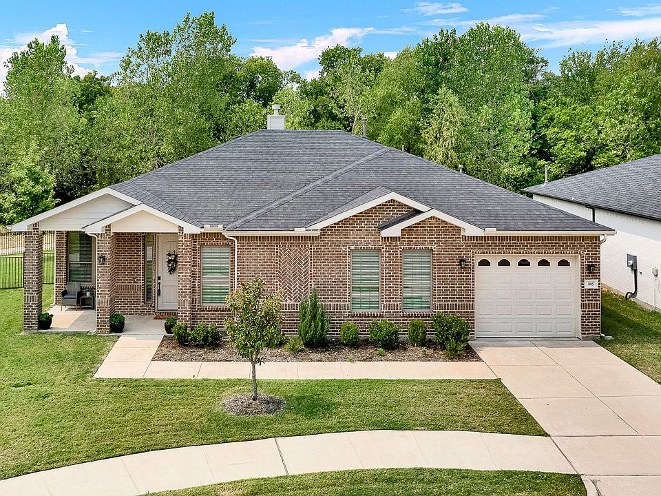 1st image of 805 Hearthside Way
