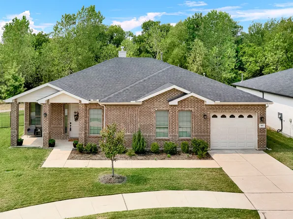 805 Hearthside Way, McKinney, TX 75071