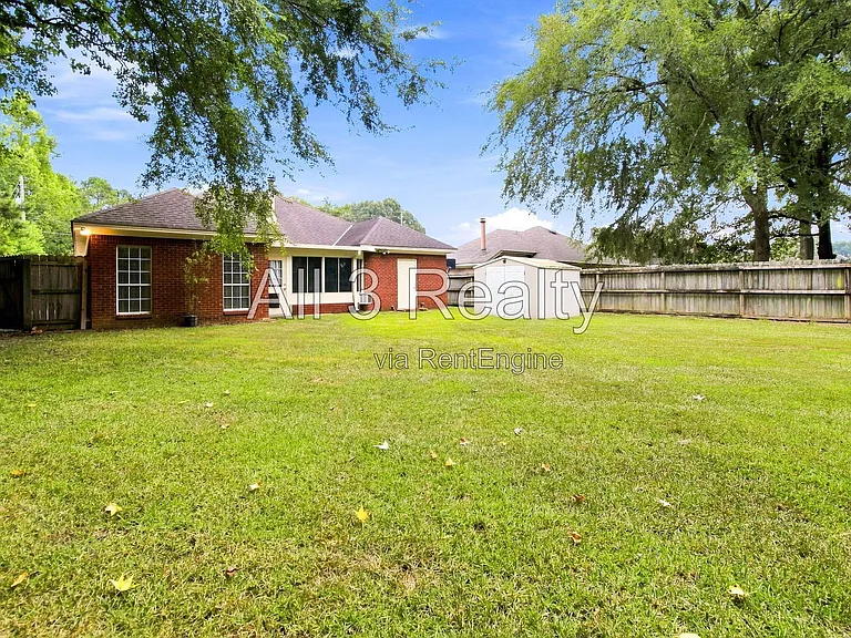 6272 Deerwood Dr — Photo 18