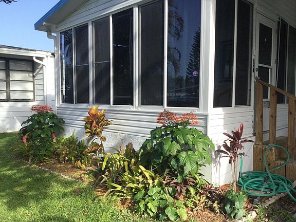 2nd image of 4748 SE Balsawood Terrace