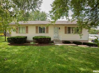 3104 29th St, Bettendorf, IA 52722