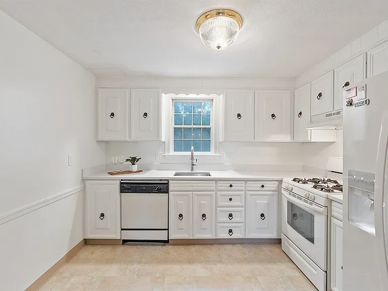 6 John Matthews Rd — Photo 4