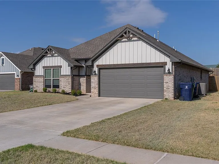 13809 Village Cv — Photo 5