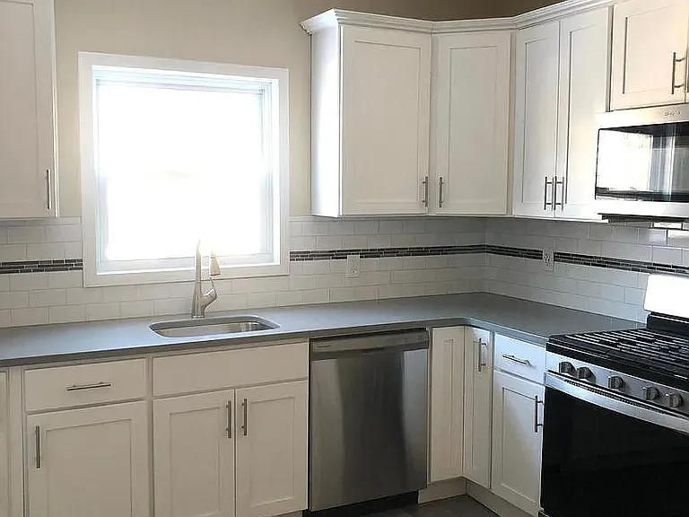 385 Huntington Ave #1 — Photo 2