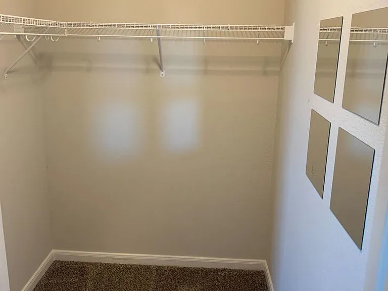 6814 Hibiscus Fls — Photo 19