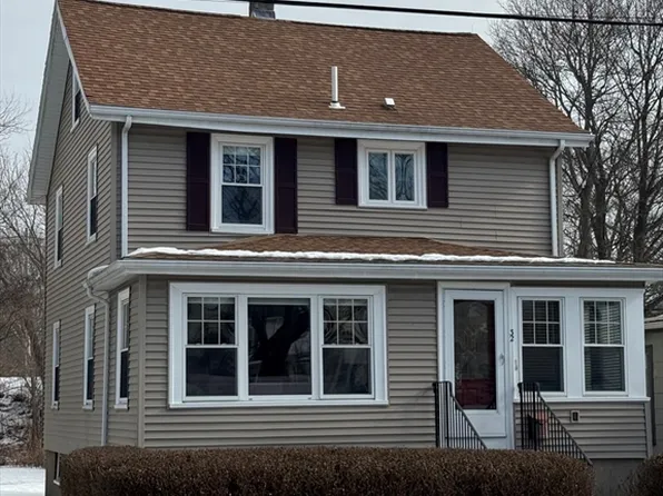 32 Lawrence St, Danvers, MA 01923