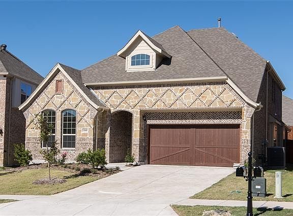 2nd image of 10680 Helen Dr
