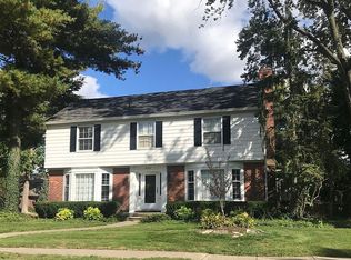 480 N Glenhurst Dr, Bloomfield Hills, MI 48301