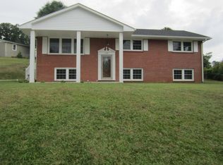 1509 Glenmore Ln, Radford, VA 24141
