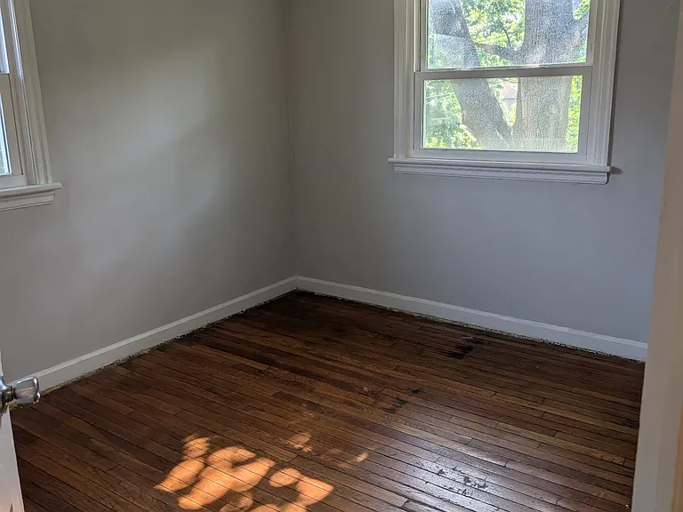 207 S Emerson Ave — Photo 5