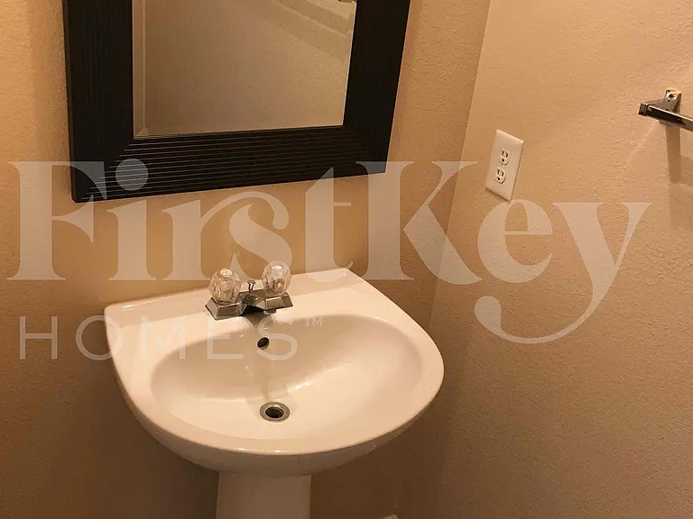 18222 Noble Forest Dr — Photo 11