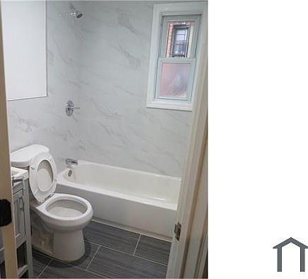 4th image of 39 E 4th St APT 1