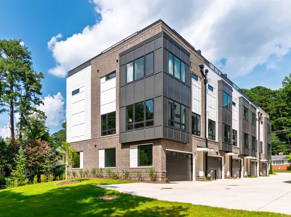 511 Edgecreek Ct, Raleigh, NC 27604