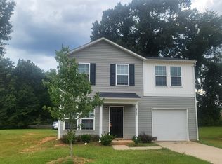 8725 Pence Rd, Charlotte, NC 28215