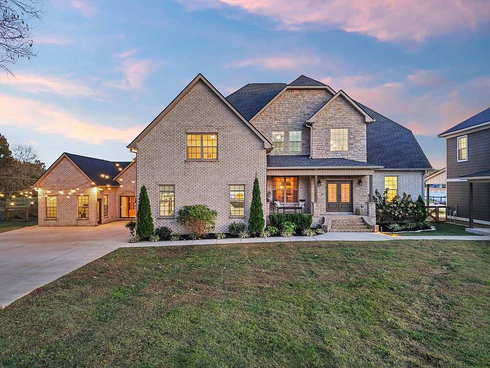 1st image of 4999 Crescent Ln