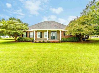 235 Magnolia St, Raceland, LA 70394